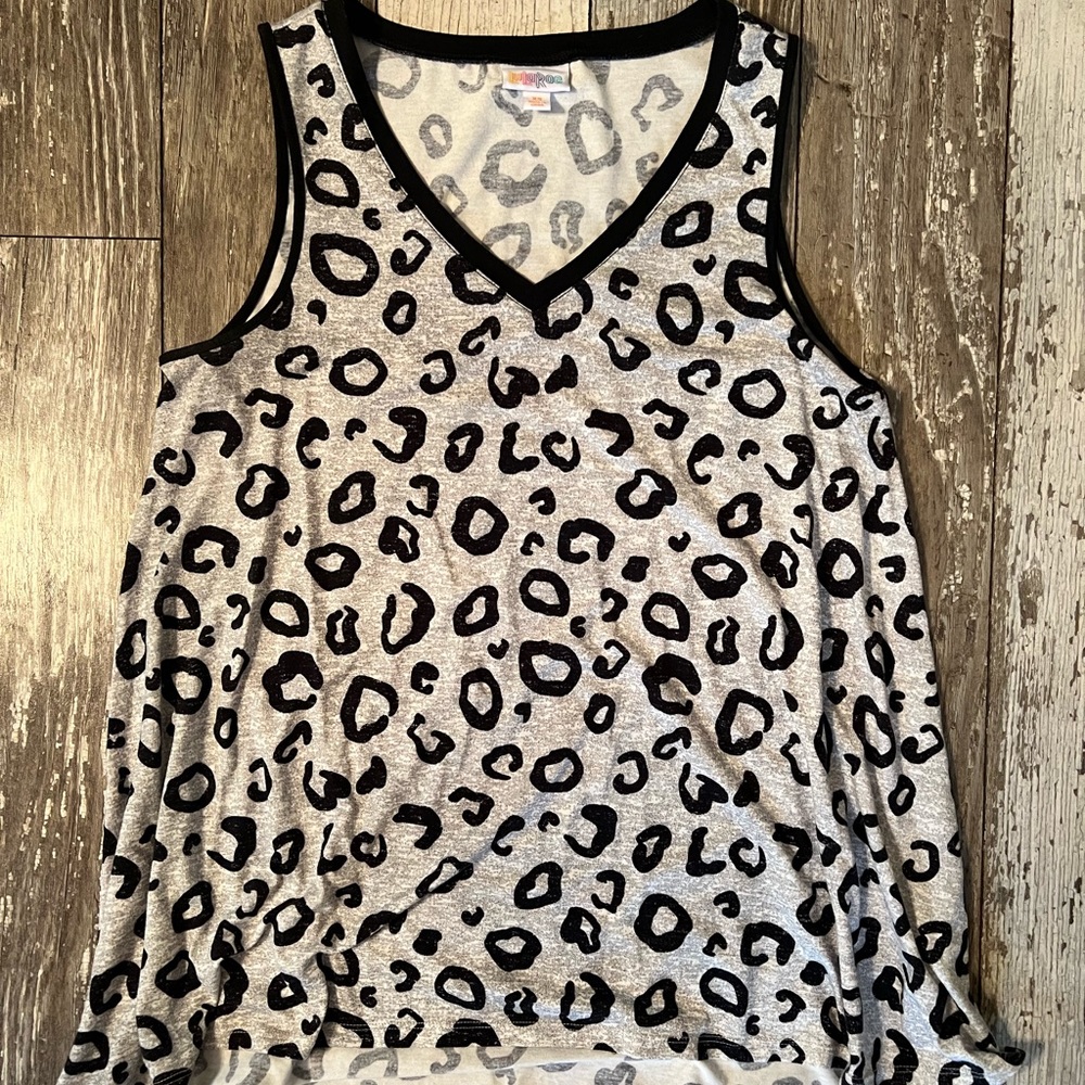 LULAROE Kristina Tank Top size XS